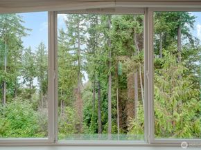 825 206th Avenue NE, Sammamish WA 98074