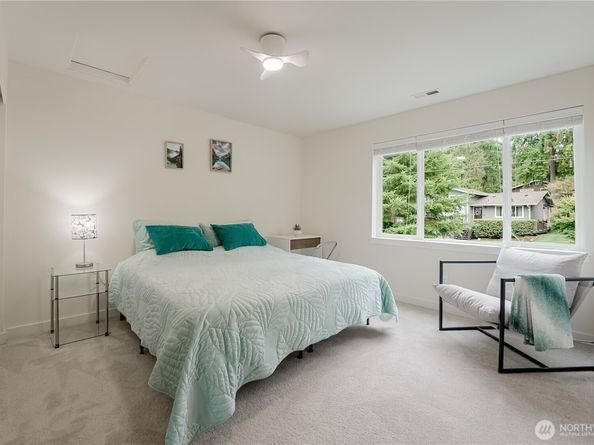 825 206th Avenue NE, Sammamish WA 98074