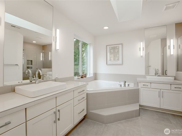 825 206th Avenue NE, Sammamish WA 98074