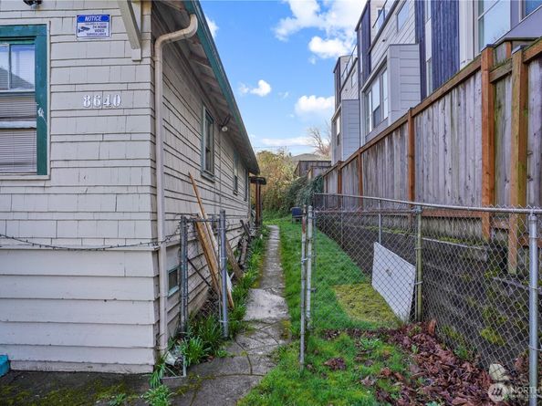 8640 Delridge Way SW, Seattle WA 98106