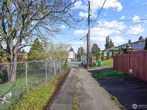 8640 Delridge Way SW, Seattle WA 98106