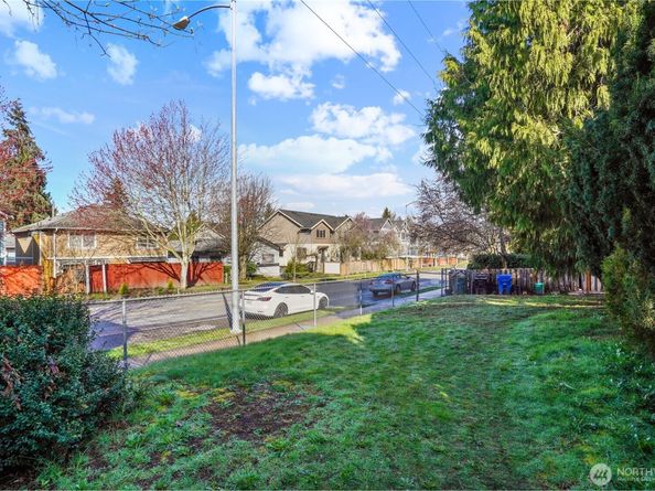 8640 Delridge Way SW, Seattle WA 98106