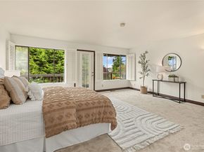 15194 Sunrise Drive NE, Bainbridge Island WA 98110