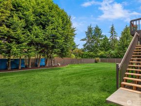 15194 Sunrise Drive NE, Bainbridge Island WA 98110