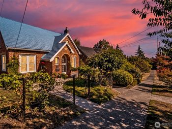 334 NE 57th Street