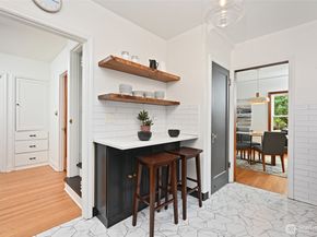 334 NE 57th Street, Seattle WA 98105