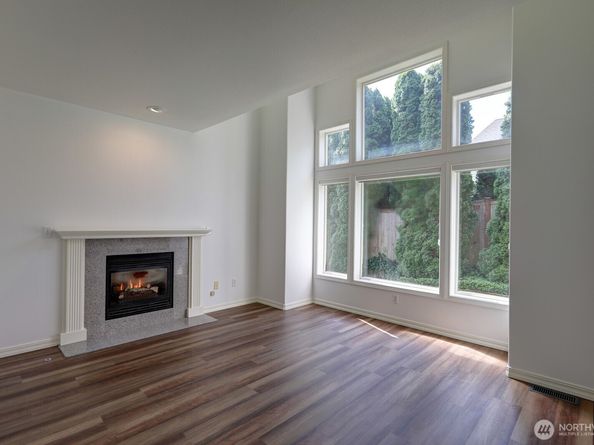 17557 110th Lane SE 10, Renton WA 98055