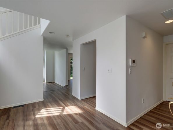 17557 110th Lane SE 10, Renton WA 98055