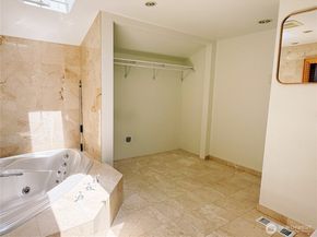 3411 22nd Avenue W, Seattle WA 98199