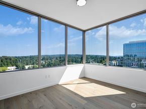 10232 NE 10th Avenue 1207, Bellevue WA 98004