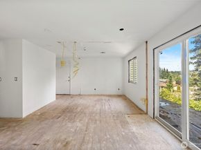 9528 9th Avenue NW, Seattle WA 98117