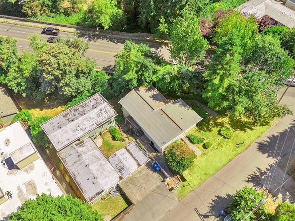 9528 9th Avenue NW, Seattle WA 98117