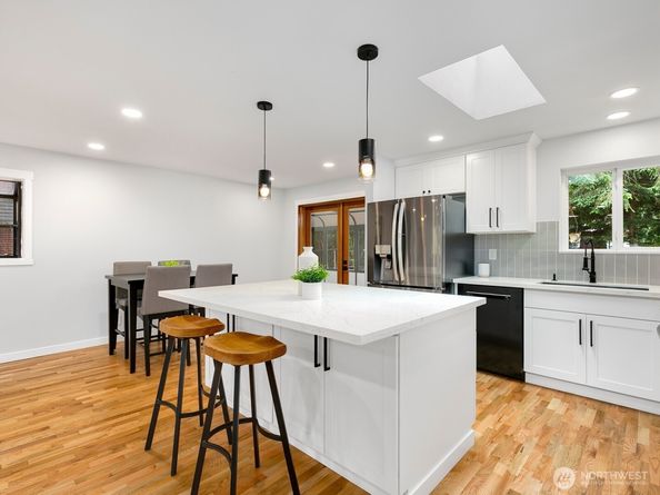 4828 180th Street SW, Lynnwood WA 98037