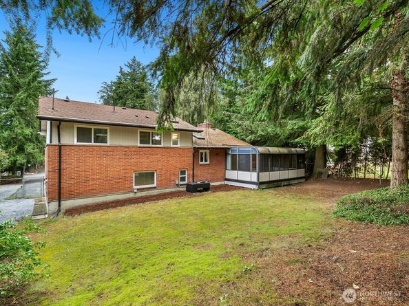 4828 180th Street SW, Lynnwood WA 98037