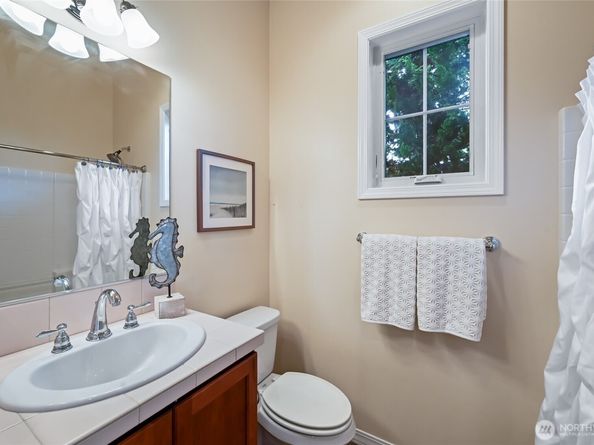 12441 Adair Creek Way NE, Redmond WA 98053