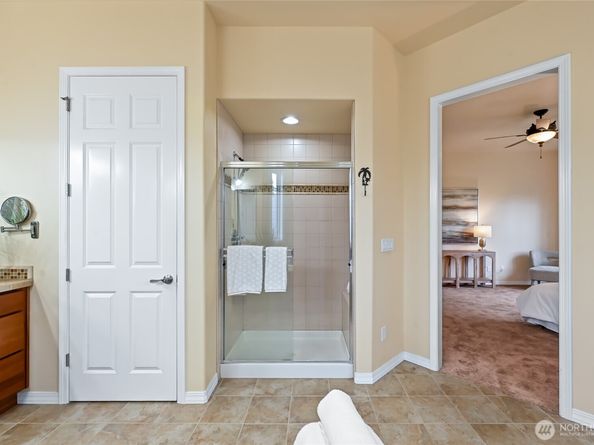 12441 Adair Creek Way NE, Redmond WA 98053