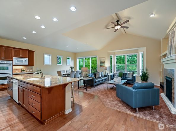 12441 Adair Creek Way NE, Redmond WA 98053