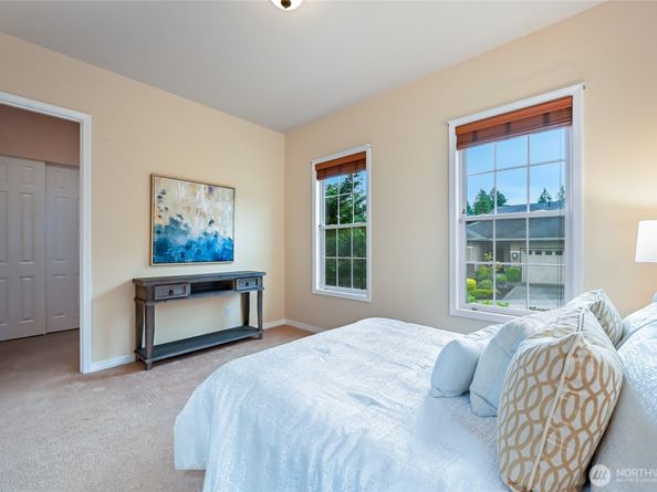 12441 Adair Creek Way NE, Redmond WA 98053