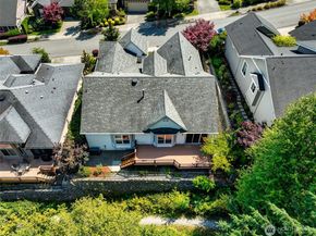 12441 Adair Creek Way NE, Redmond WA 98053