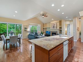 12441 Adair Creek Way NE, Redmond WA 98053