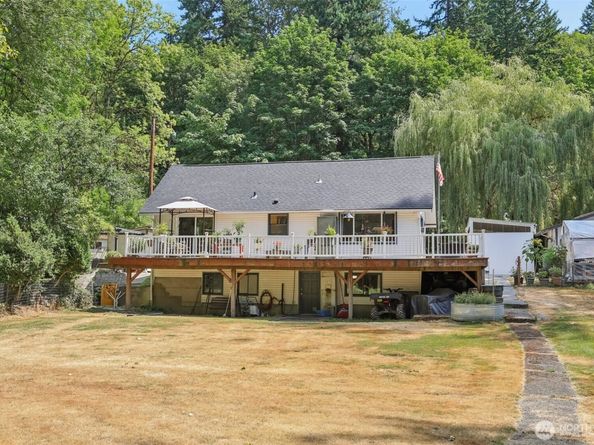 17209 W Riverside Drive, Bothell WA 98011