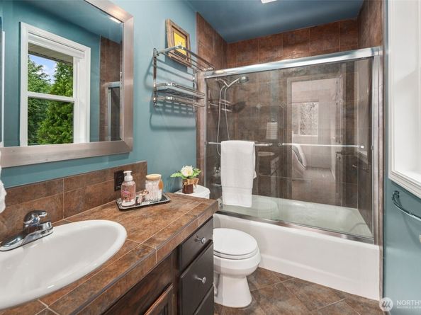 6510 242nd Avenue NE, Redmond WA 98053