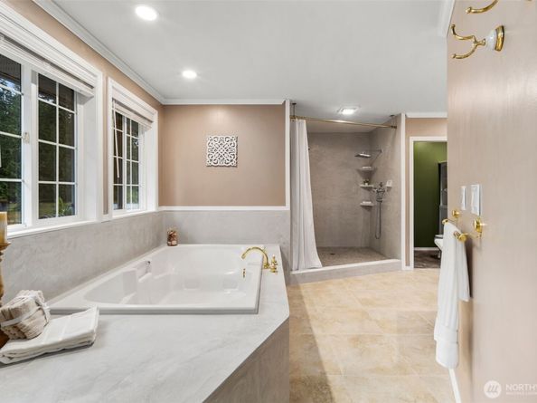 6510 242nd Avenue NE, Redmond WA 98053