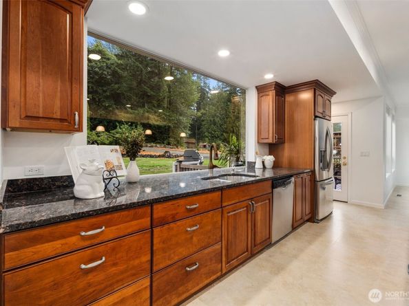 6510 242nd Avenue NE, Redmond WA 98053