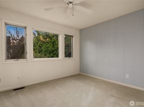 1511 Magnolia Way W, Seattle WA 98199