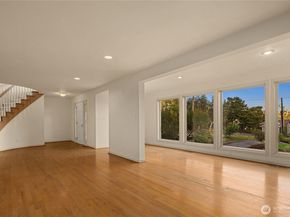 1511 Magnolia Way W, Seattle WA 98199