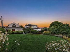 1511 Magnolia Way W, Seattle WA 98199