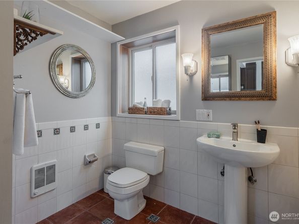 2025 Fairview Avenue E E, Seattle WA 98102