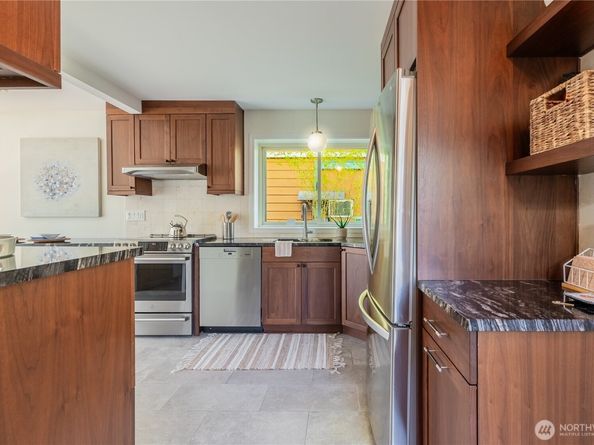 2025 Fairview Avenue E E, Seattle WA 98102