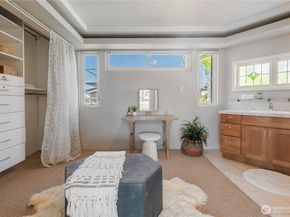 2025 Fairview Avenue E E, Seattle WA 98102