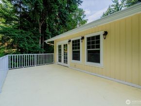15518 76th Pl NE, Kenmore WA 98028
