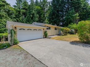 15518 76th Pl NE, Kenmore WA 98028