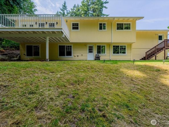 15518 76th Pl NE, Kenmore WA 98028