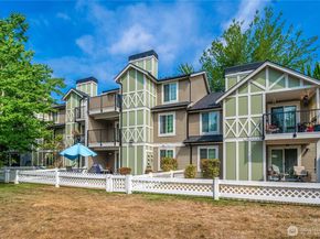 26016 106th Place SE F103, Kent WA 98030