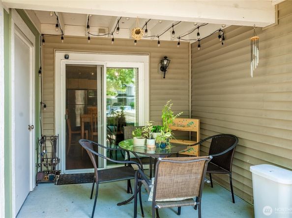 26016 106th Place SE F103, Kent WA 98030