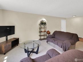 330 Elm Street 201, Everett WA 98203