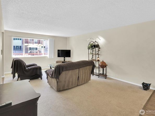 330 Elm Street 201, Everett WA 98203