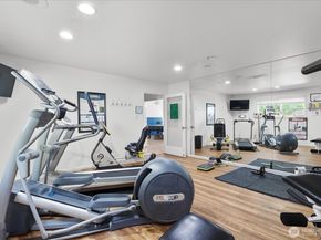 10018 NE 127th Place B109, Kirkland WA 98034