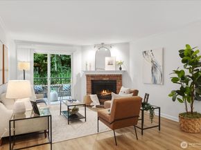 10018 NE 127th Place B109, Kirkland WA 98034