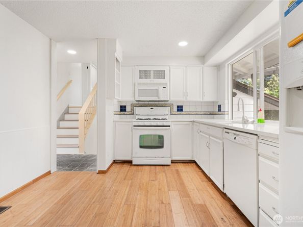 2732 Alpine Drive SE, Auburn WA 98092