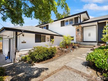 2732 Alpine Drive SE