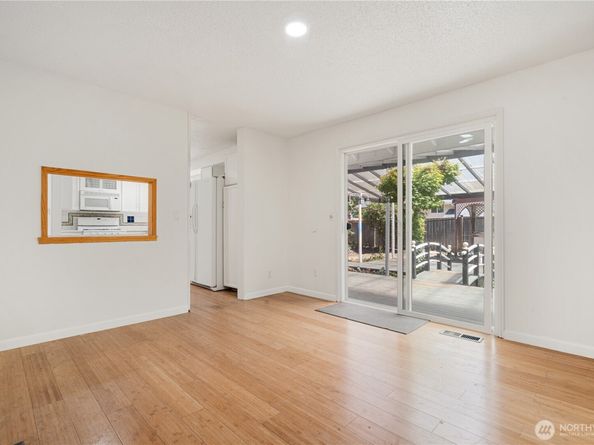 2732 Alpine Drive SE, Auburn WA 98092