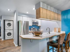 9727 18th Ave W B202, Everett WA 98204