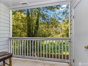 9727 18th Ave W B202, Everett WA 98204