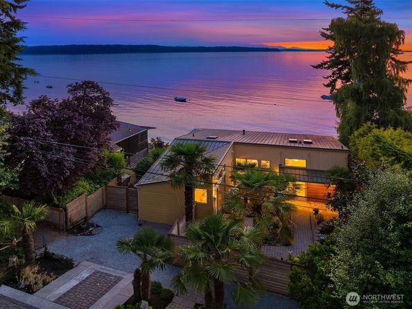 16947 Maplewild Avenue SW, Burien WA 98166