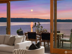 16947 Maplewild Avenue SW, Burien WA 98166